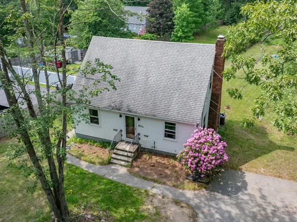 31 1/2 North St, Methuen, MA 01844