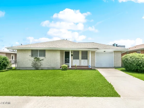 2209 Athania Pkwy, Metairie, LA 70001