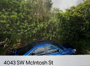 4043 McIntosh Port St, Lucie, FL 34953