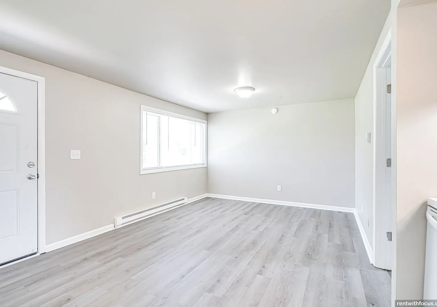 1031 Hunt Ave — Photo 4