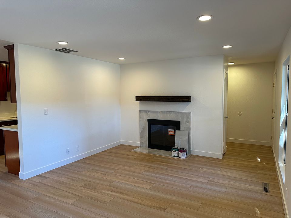 1st image of 1253 Balboa Ct #1253