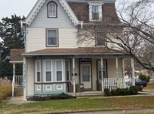 6 E Taunton Ave, Berlin, NJ 08009