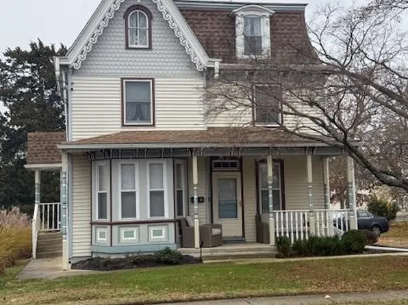 6 E Taunton Ave, Berlin, NJ 08009