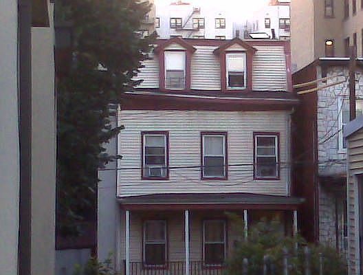 1BED/1BATH FINISHED BASEMENT