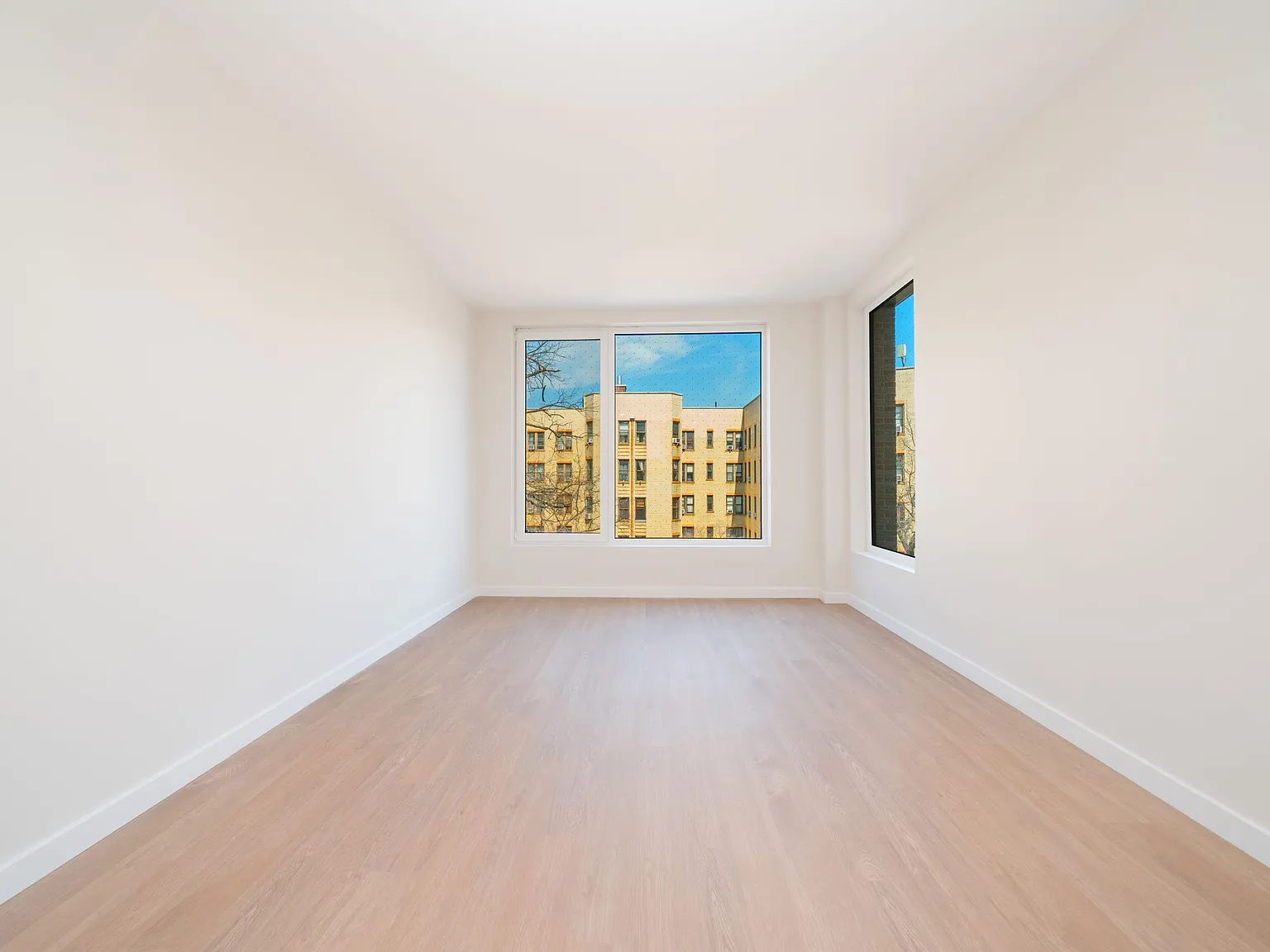 3870 Sedgwick Avenue — Photo 4
