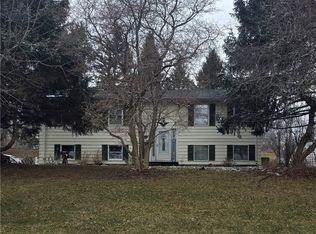 1267 Knickerbocker Cir, Ashtabula, OH 44004