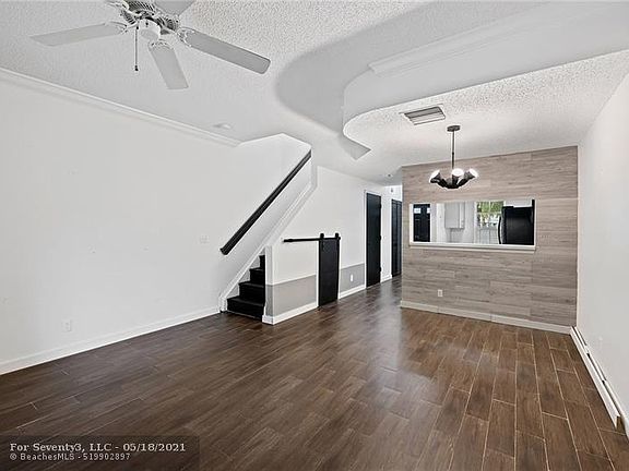 3rd image of 8116 San Carlos Cir