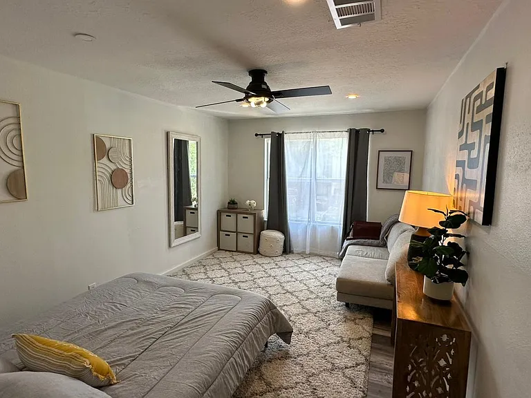 9426 Celine Dr — Photo 29