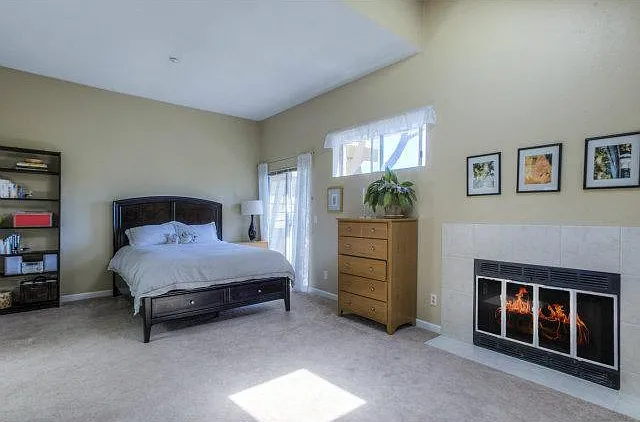 453 Cork Harbour Cir — Photo 9