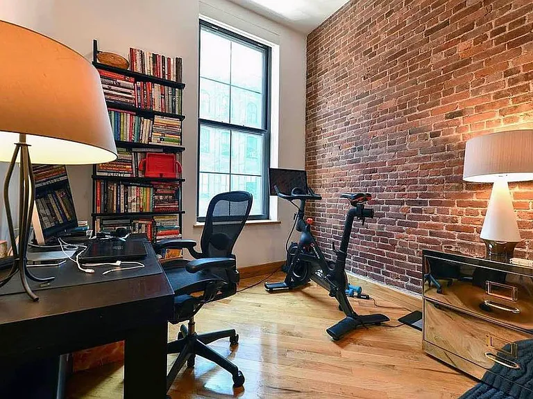 97 Chambers St #2D — Photo 10