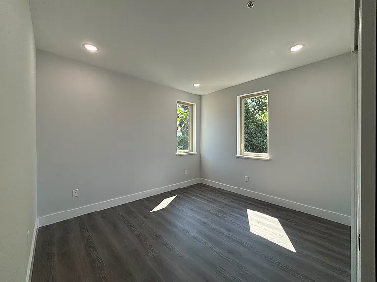 1108 W Dauphin St #2B — Photo 9