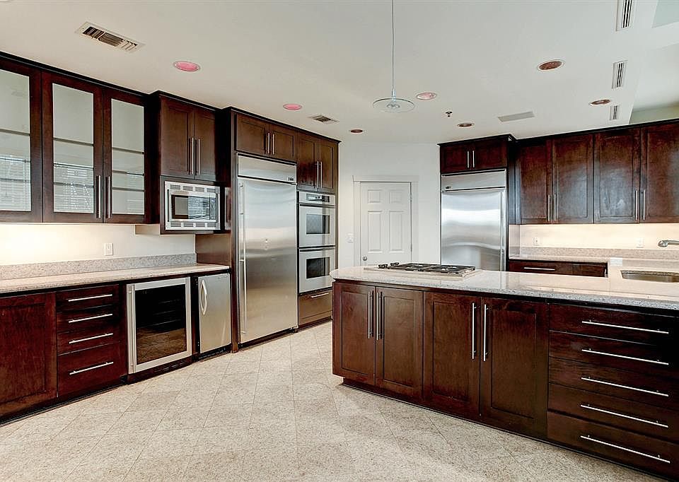 1st image of 2520 Robinhood St APT 500