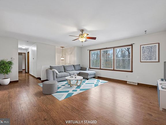 3rd image of 216 Mature Rd