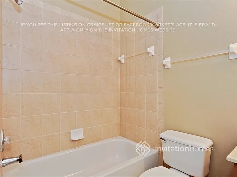 22744 Robins Nest Ct — Photo 13