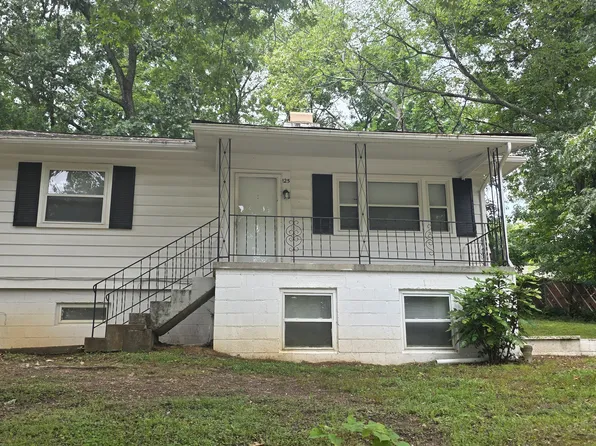 125 Decatur Rd, Oak Ridge, TN 37830