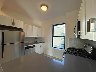 Rented by Hillel Realty Group