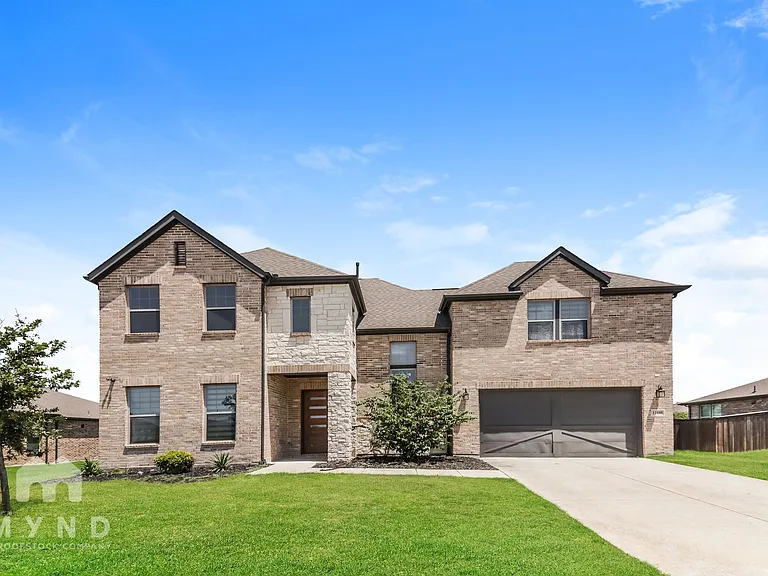12108 Buffalo Hills Dr — Photo 1