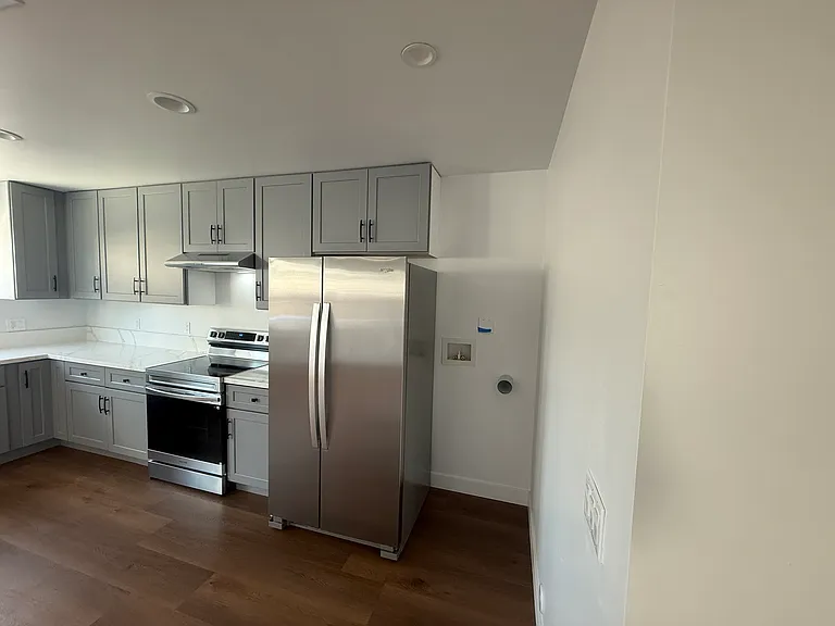 11249 Dalwood Ave — Photo 1