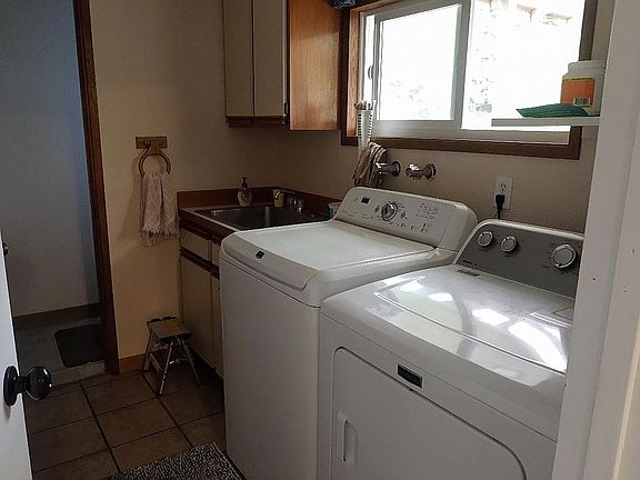 5th image of 1948 Judd St NE