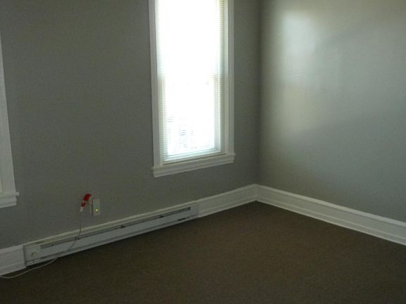 4th image of 1728 N 29th St Floor 2