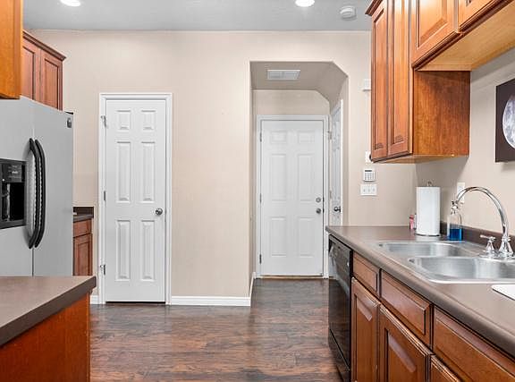 5th image of 4947 W Mimosa St