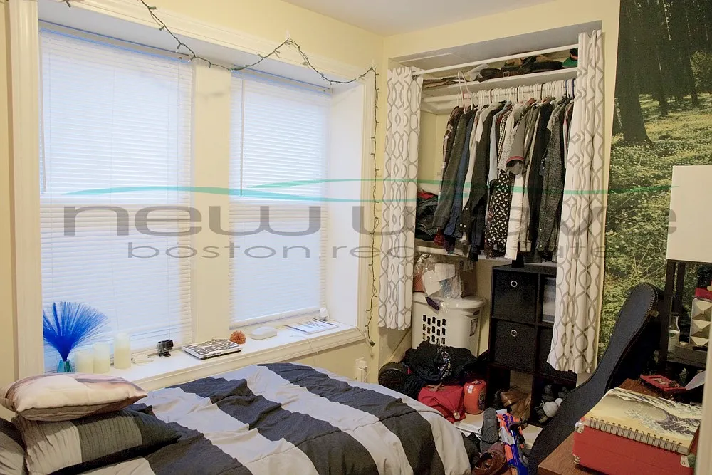 2 bed, 750 sqft, $3,400 — Photo 4