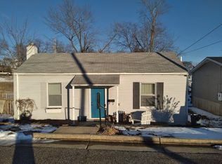 604 Macarthur St, Washington, MO 63090