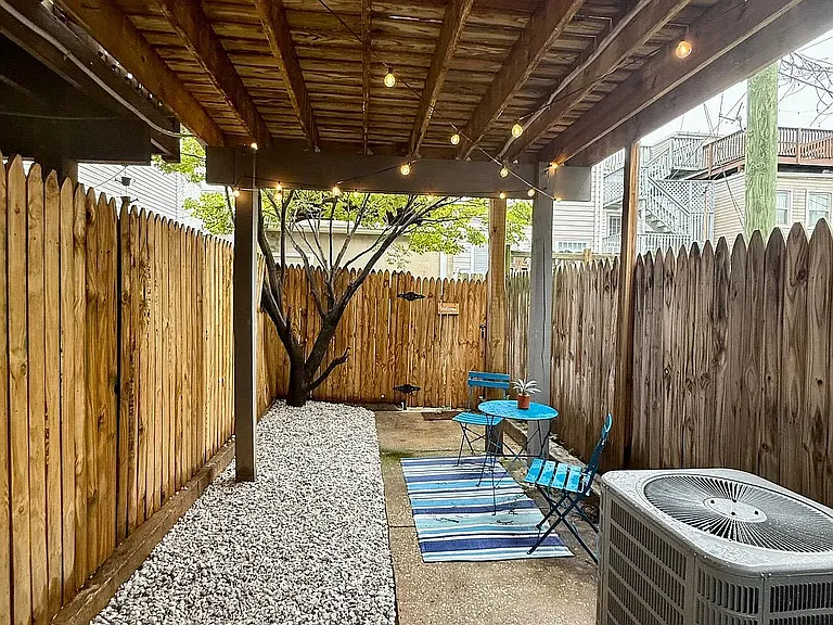 616 S Luzerne Ave — Photo 12