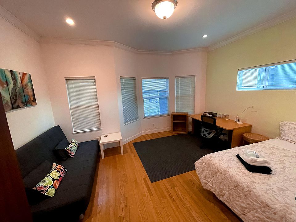 1st image of 1263-1265 20th Ave #63A