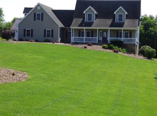 215 Oak Hill Ln, Draper, VA 24324