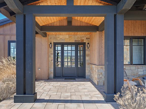 2nd image of 19136 Cartwright Ct