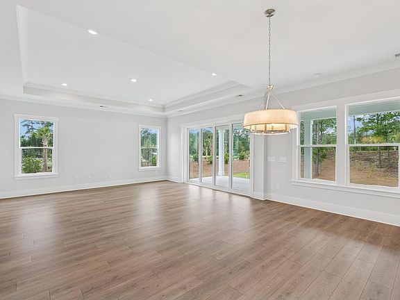 3rd image of 1547 Saint Lucia Dr