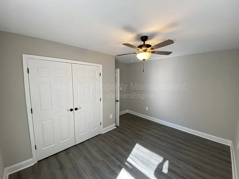 77 Lakeview Dr — Photo 30