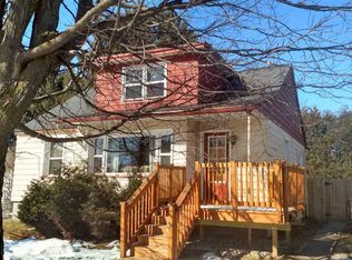 536 W Division St, Ishpeming, MI 49849