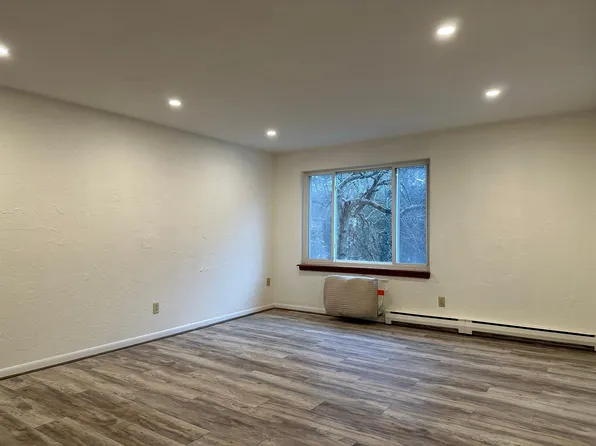 288 Swanson Rd Unit 205, Boxboro, MA 01719