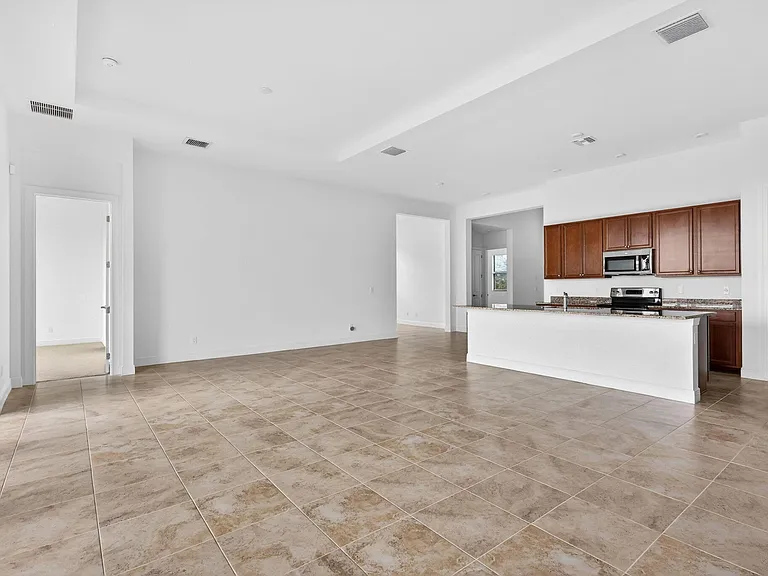 11344 SW Pietra Way — Photo 20