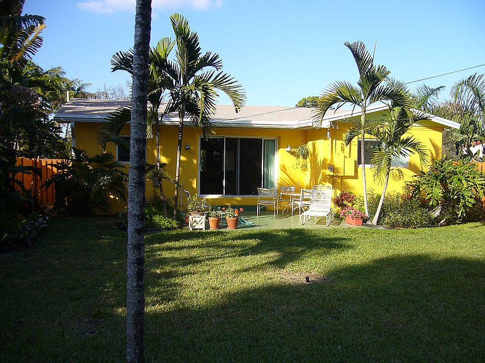 2nd image of 224 NE 22nd St