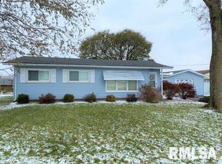 99 Pickard Rd, Galesburg, IL 61401