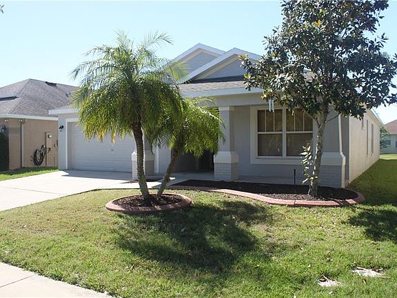 2nd image of 2721 Lucas Lakes Ln