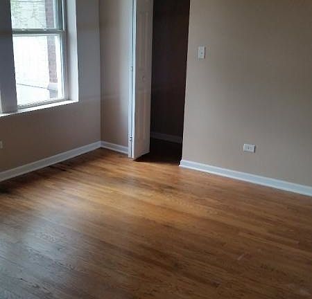4th image of 7703 S Essex Ave APT 2