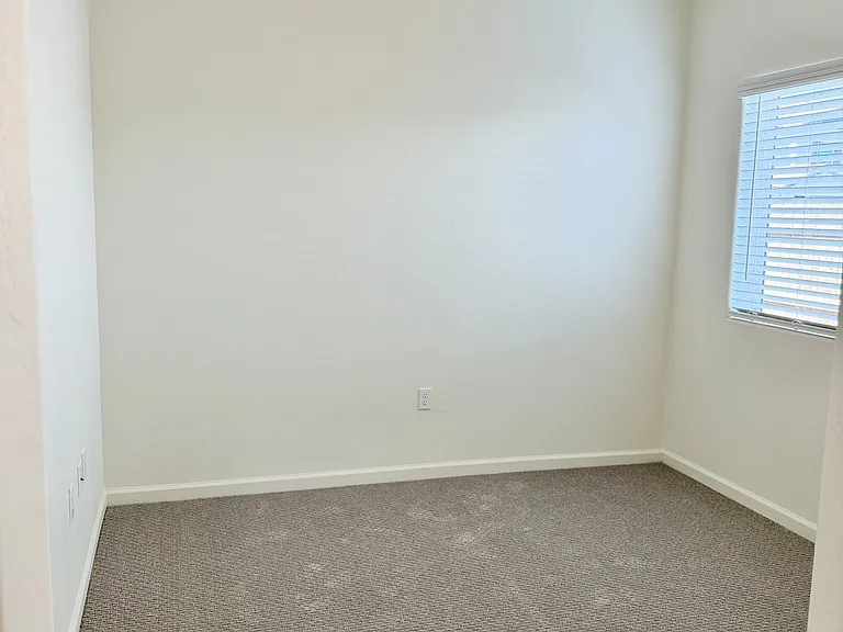 1473 Concord Way — Photo 27