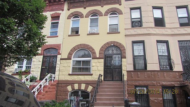 1st image of 754 Halsey St