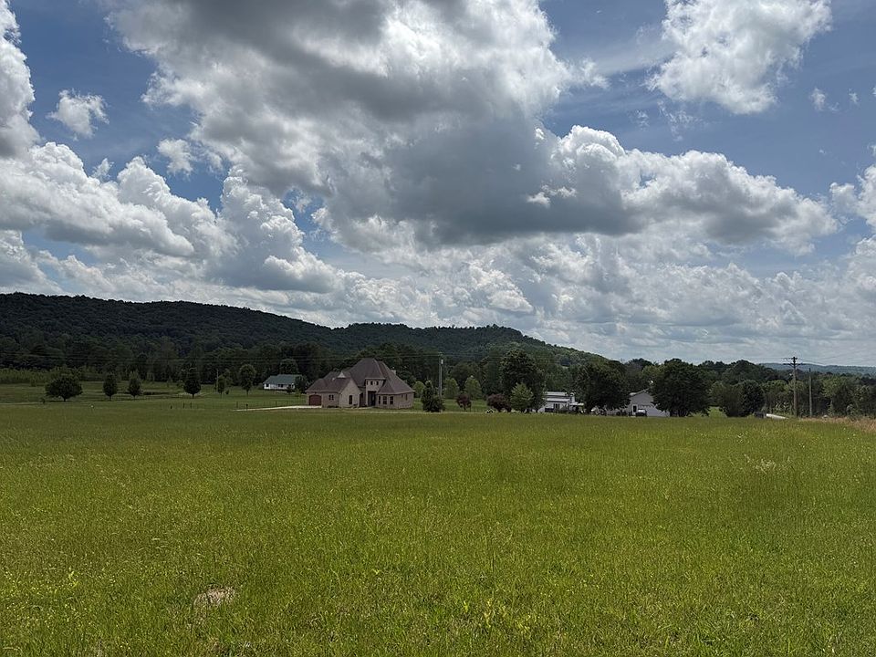 2nd image of 358 Bethlehem Rd