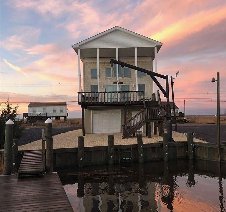1st image of 358 Dock Rd