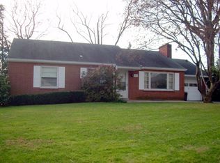 1834 Ridgeview Ave, Lancaster, PA 17603