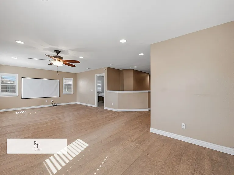 12488 Celebration Dr — Photo 29