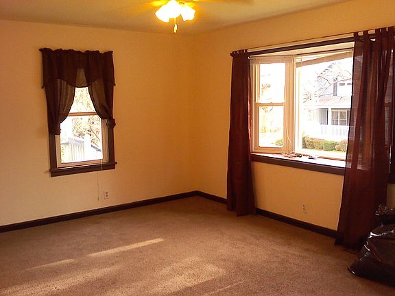 Living Room, lg pic window