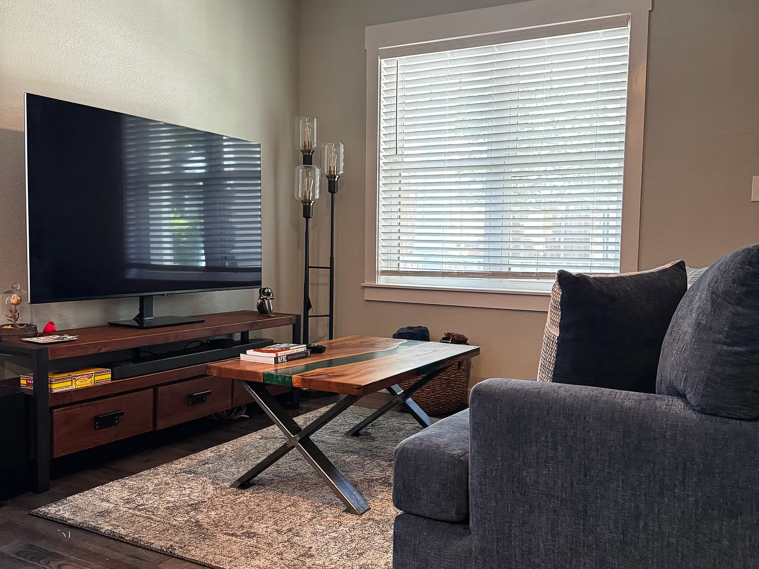 2 bed, 1194 sqft, $2,200 — Photo 4