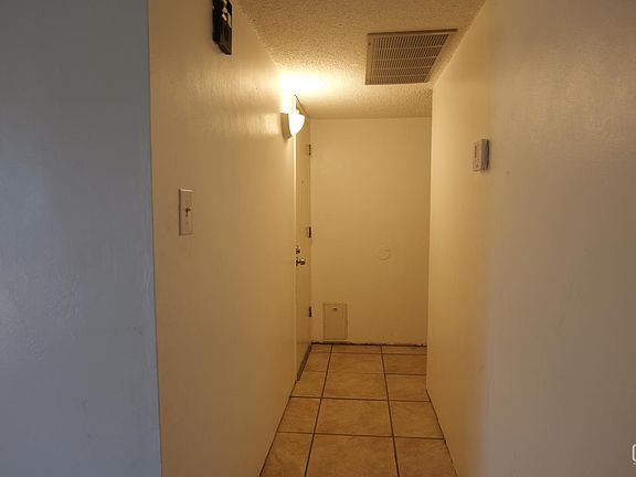 5th image of 3718 Barbara Ave