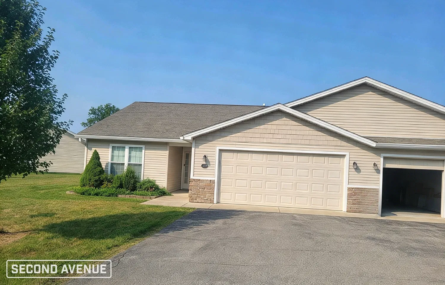2 bed, 2.0 bath, 1236 sqft, $1,485 — Photo 1